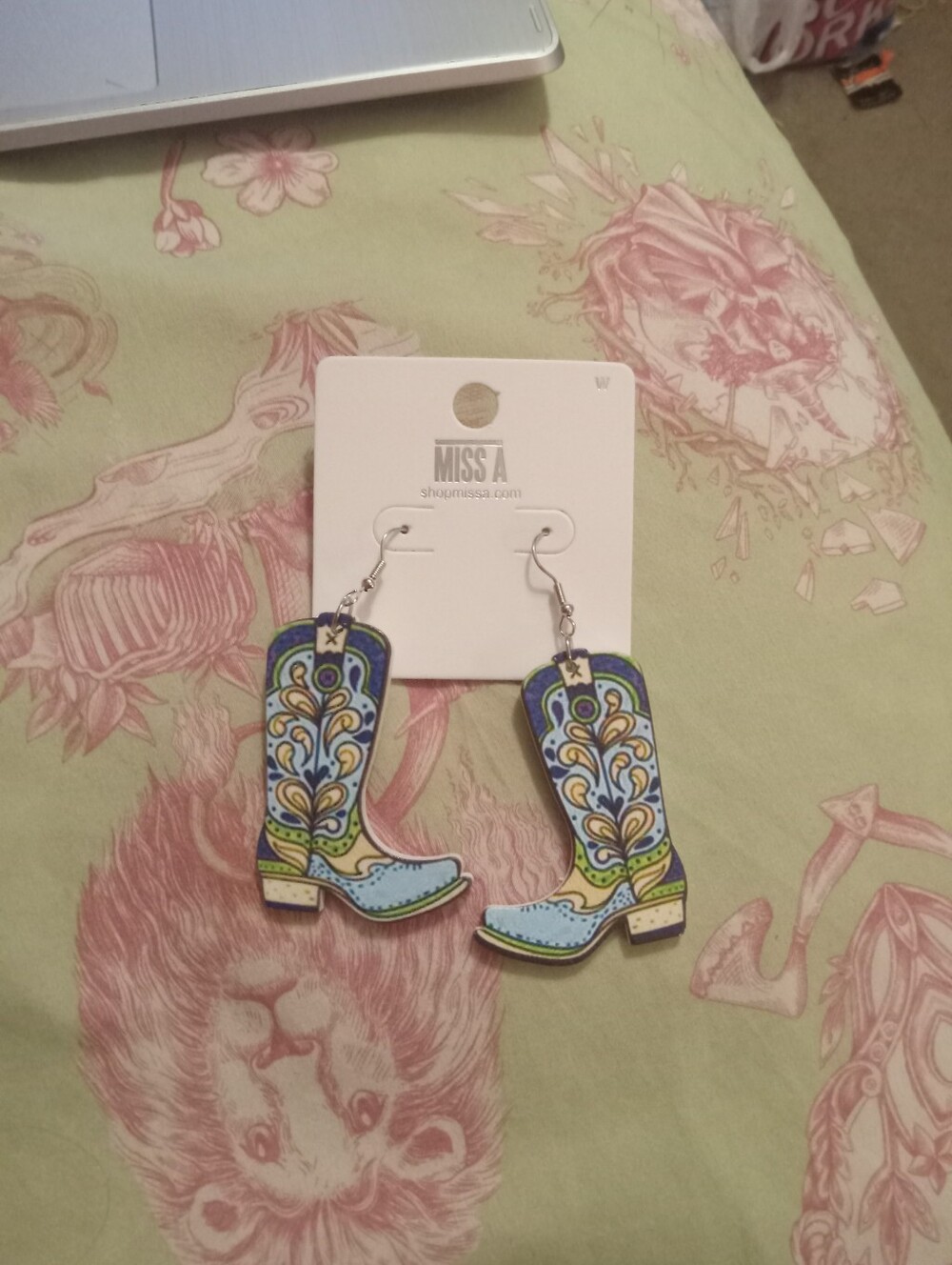 NWOT Women's Western Rodeo Cowboy Boot Dangle Earrings